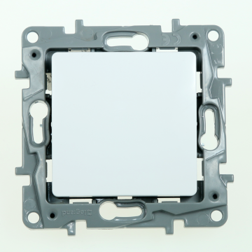Intrerupator simplu, Legrand Niloe, 764500, 10AX - 250V, alb