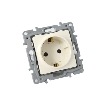 Priza simpla 2P+T Niloe, Legrand 764629, 16A, ivoar