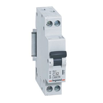 Disjunctor RX3 4500 ,Legrand 419952, P+N 32A