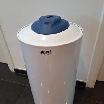 PRODUS RESIGILAT SAU USOR LOVIT DAR IN PERFECTA STARE DE FUNCTIONARE !!! Boiler electric Ferroli Calypso 100 VE 100 l 1500 W 0.8 Mpa ( COD CAL 100EL )