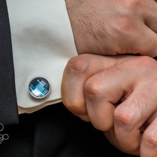 Butoni rotunzi cu pietre