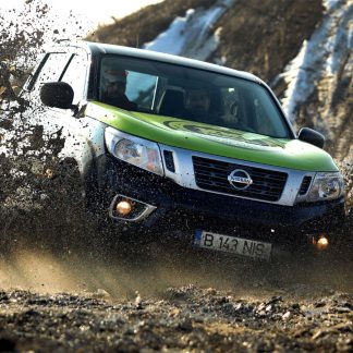 Experienta 100 Tracks Navara Academia Titi Aur