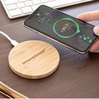 Incarcator wireless din bambus