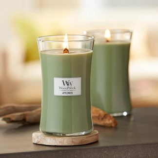 Lumanare parfumata Woodwick applewood Borcan mare