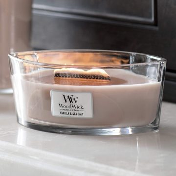 Lumanare parfumata Woodwick ellipse vanilla sea salt