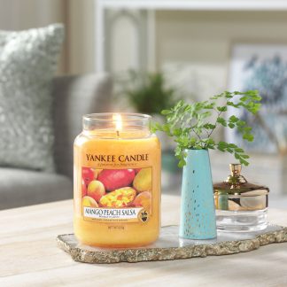 Lumanare parfumata Yankee Candle mango peach salsa Borcan mare
