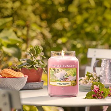 Lumanare parfumata Yankee Candle sunny daydream Borcan mare