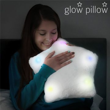 Perna LED luminoasa Steluta pufoasa