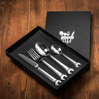 Set cadou tacamuri amuzante pentru reparaciosi